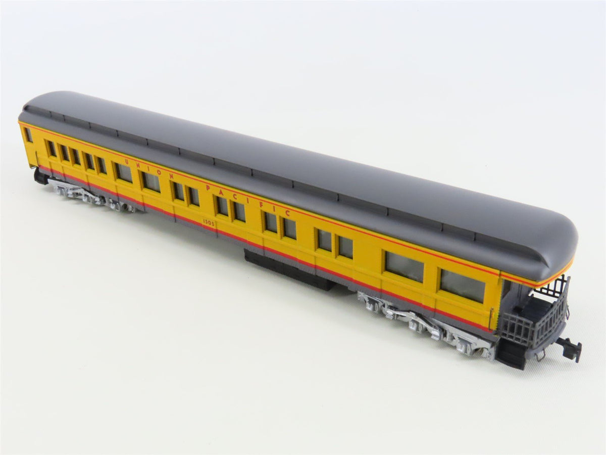 HO Scale Bachmann Spectrum 89026 UP Union Pacific Observation Passenger #1505