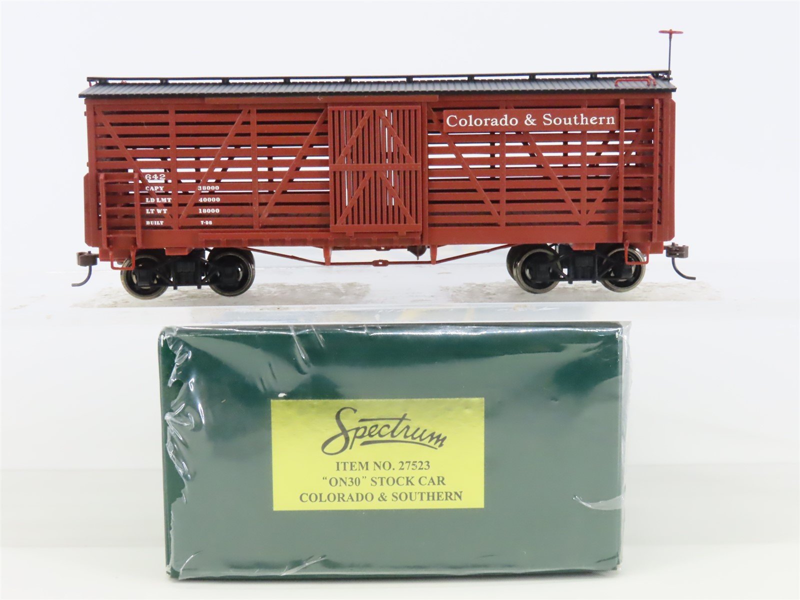 On30 Scale Bachmann Spectrum 27523 C&S Colorado & Southern Stock Car #642