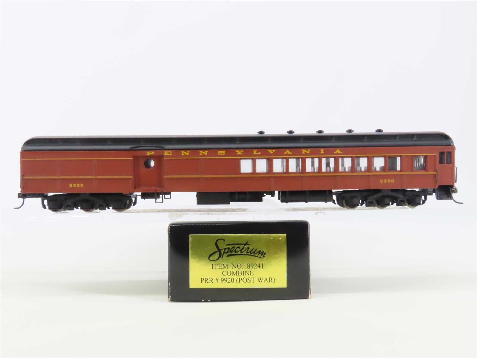 HO Scale Bachmann Spectrum 89241 PRR Pennsylvania Combine Passenger #9920