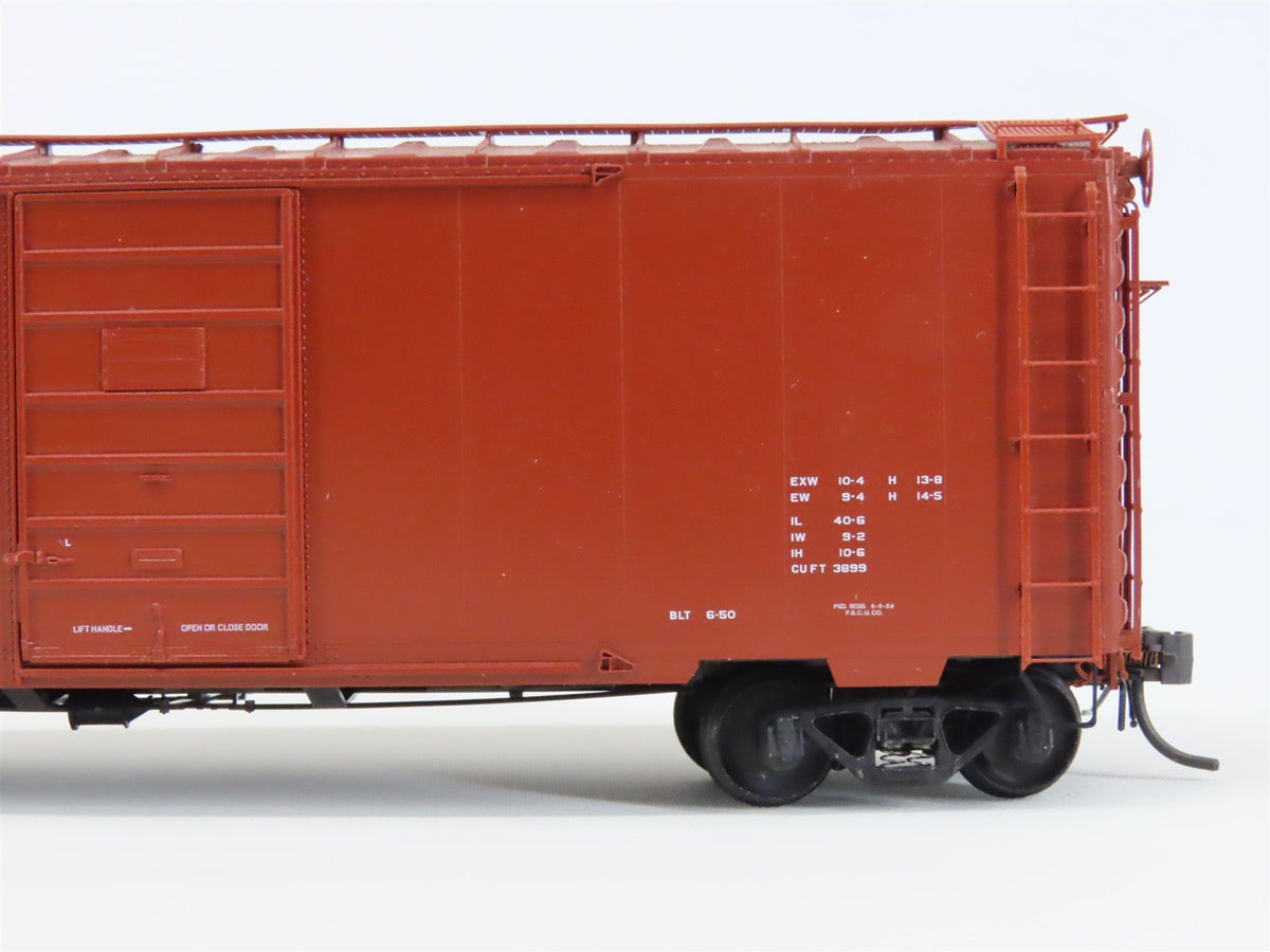 HO Scale Kadee 4305 L&amp;N Louisville &amp; Nashville 40&#39; Single Door Box Car #17575