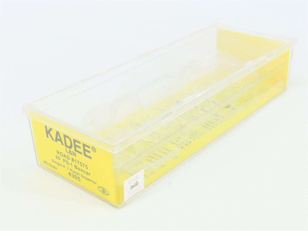 HO Scale Kadee 4305 L&amp;N Louisville &amp; Nashville 40&#39; Single Door Box Car #17575