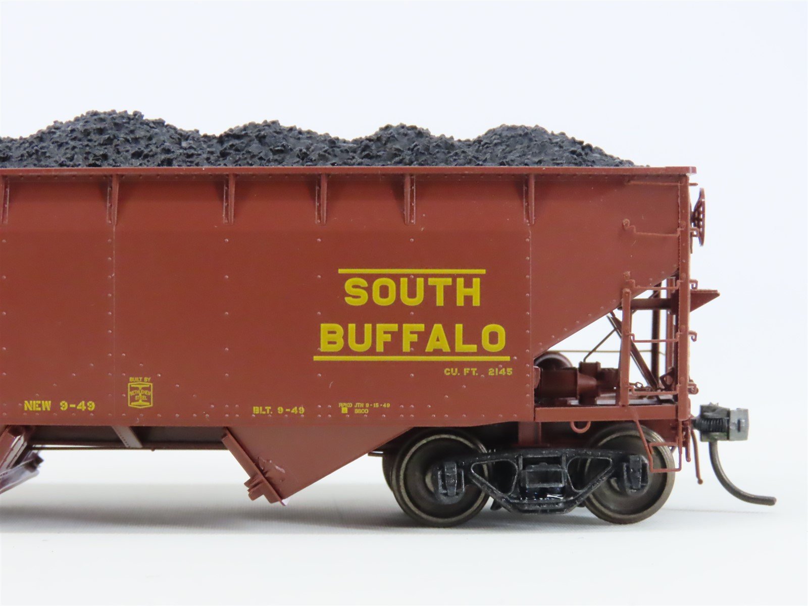 HO Scale Kadee 7028 SB South Buffalo 2-Bay Offset Open Hopper #138