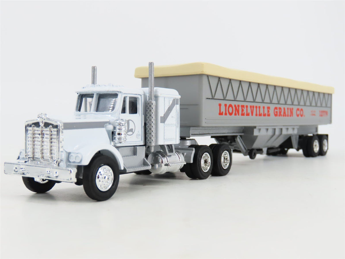 O 1/48 Scale Lionel 6-12779 Lionelville Grain Co Tractor &amp; Trailer #12779