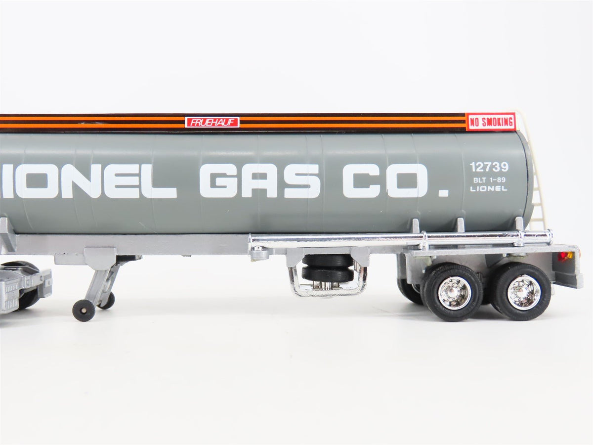 O 1/48 Scale Lionel 6-12739 Lionel Gas Co. Tractor and Tanker #12739