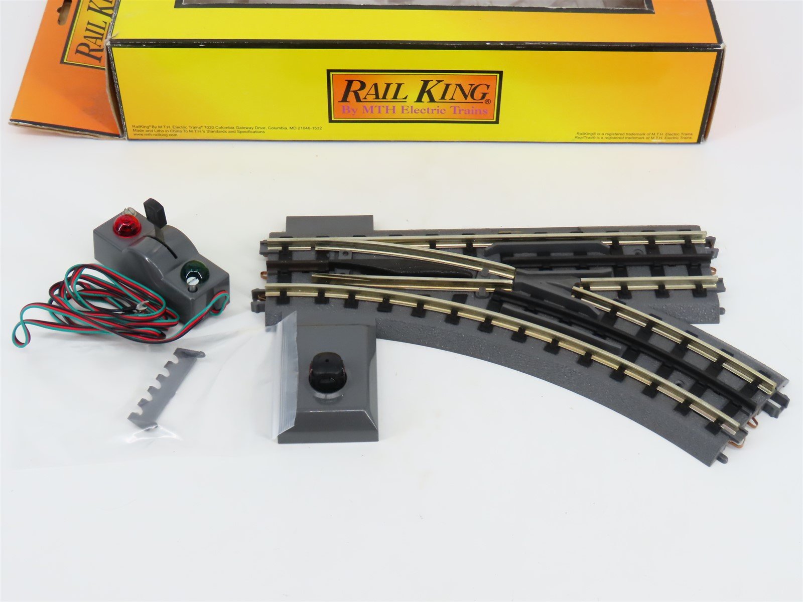 O Gauge 3-Rail MTH Rail King 40-1004 RealTrax Operating O-31 Right Hand Switch