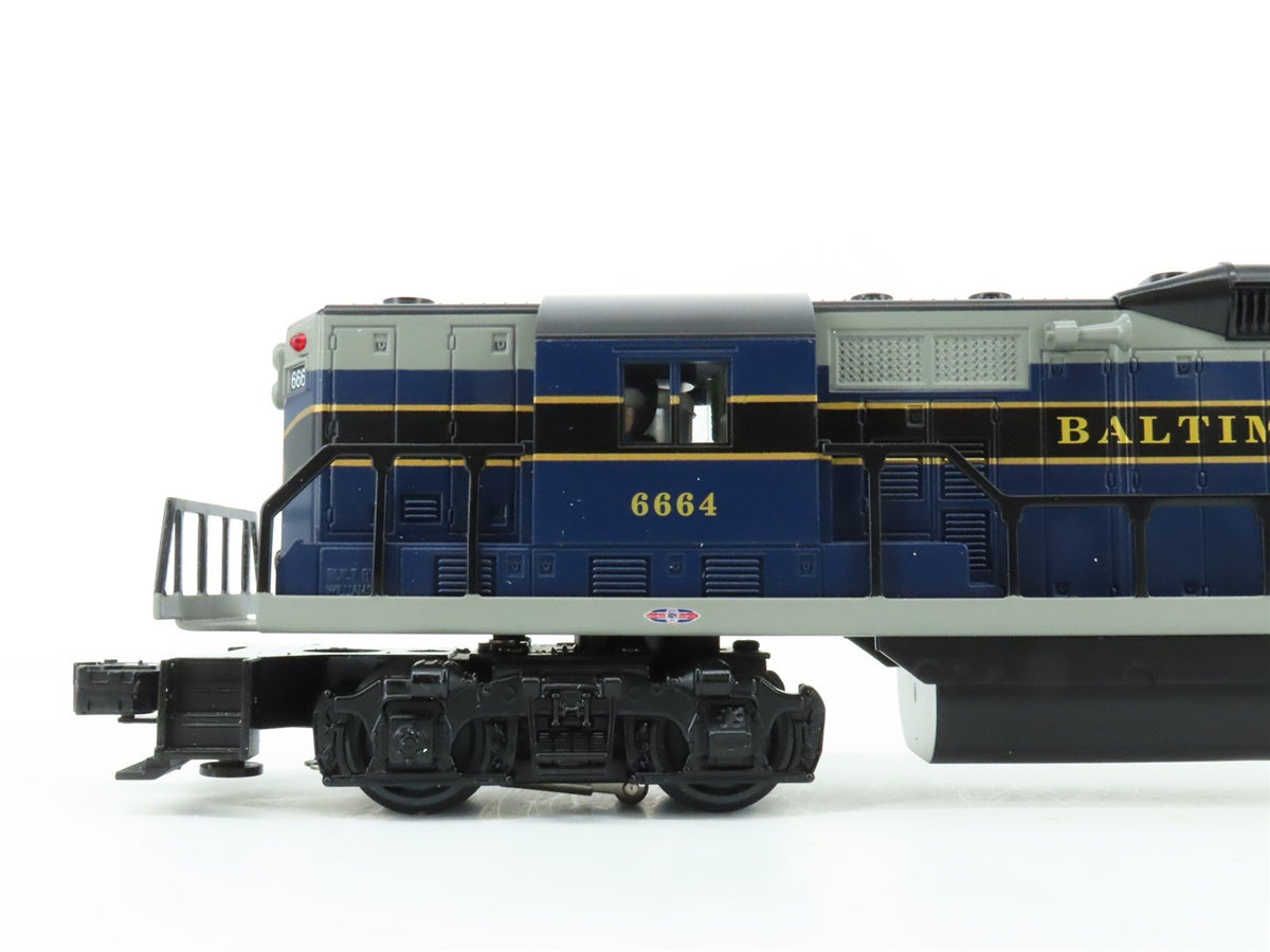 O Gauge 3-Rail Williams 21402 B&amp;O Baltimore &amp; Ohio GP9 Diesel Locomotive #6664