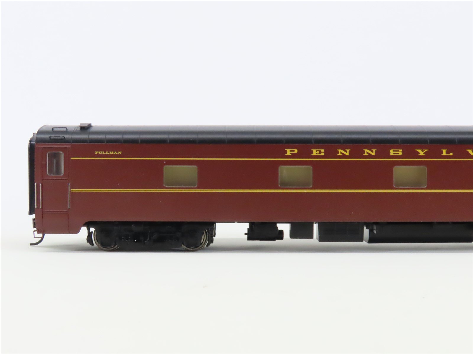 HO Scale Walthers 932-9407 PRR Pennsylvania Railroad Pullman Sleeper Passenger