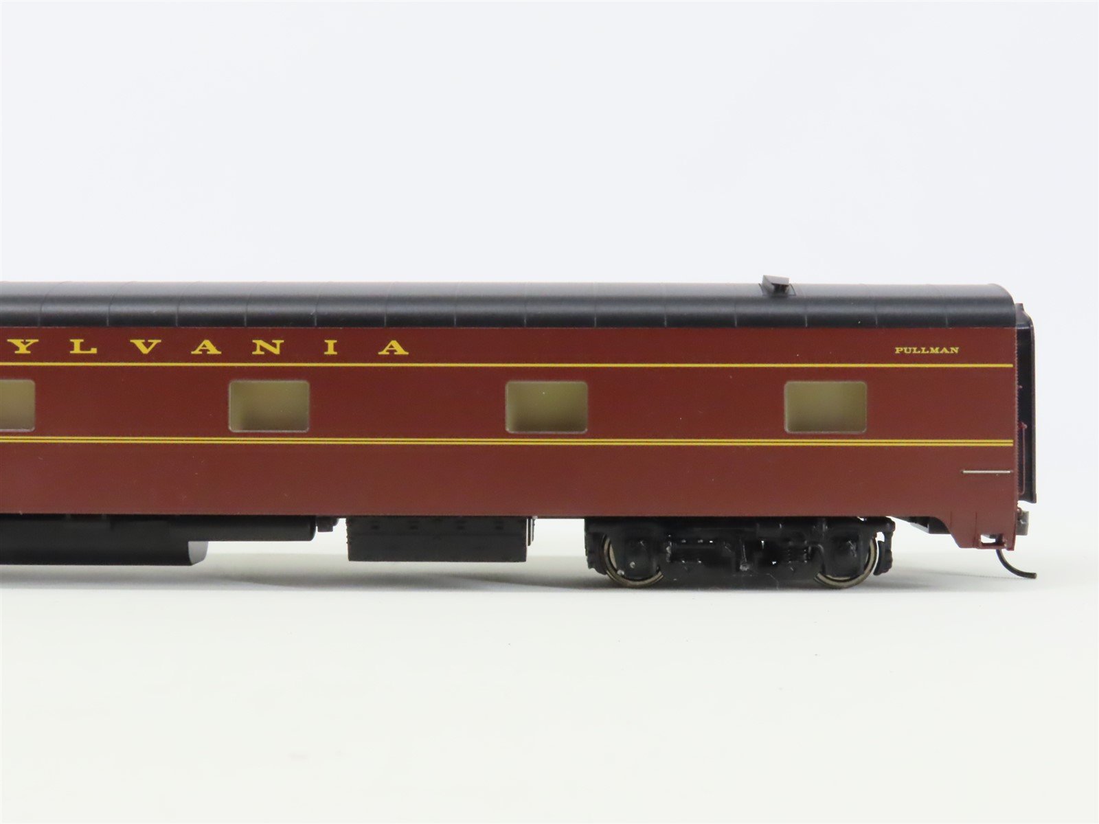 HO Scale Walthers 932-9407 PRR Pennsylvania Railroad Pullman Sleeper Passenger