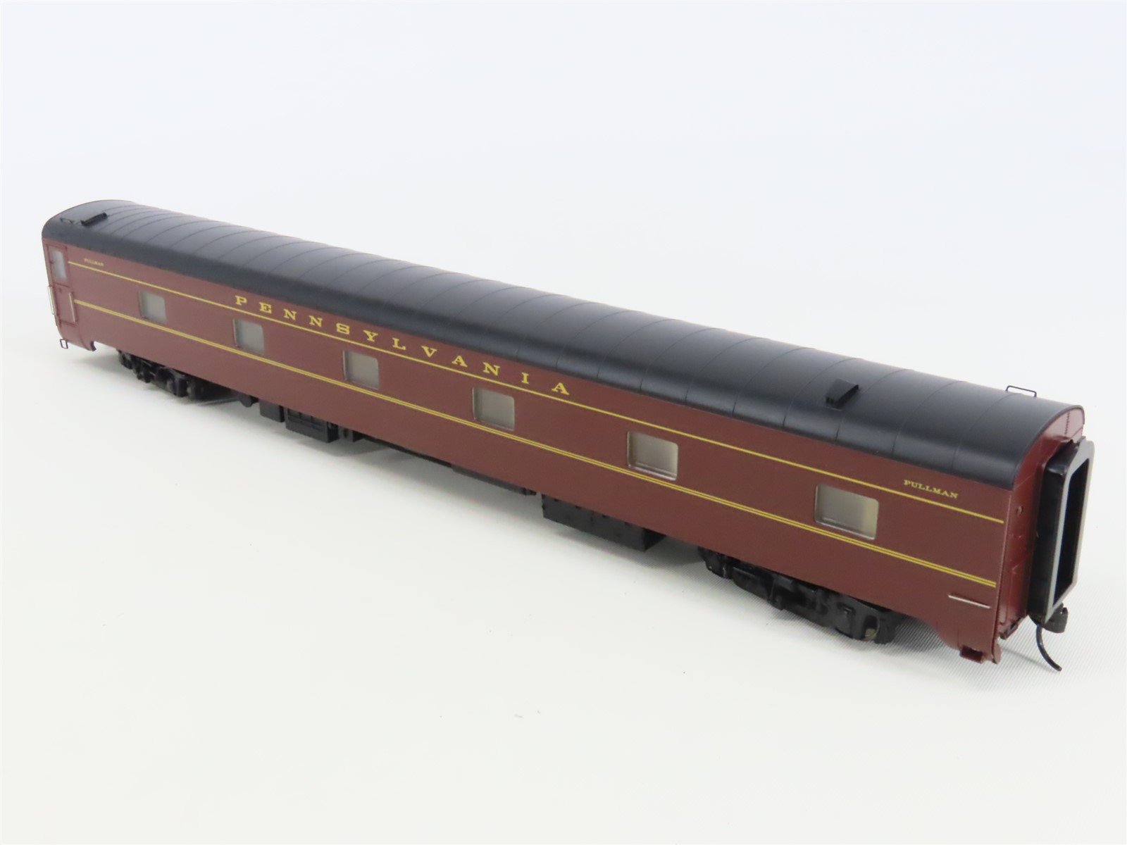 HO Scale Walthers 932-9407 PRR Pennsylvania Railroad Pullman Sleeper Passenger