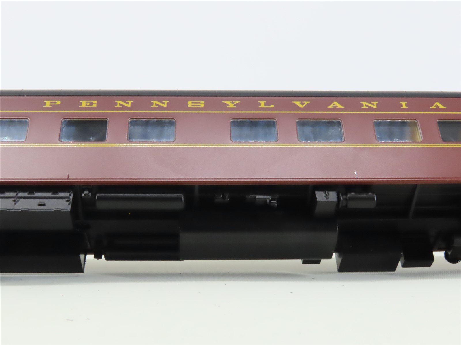 HO Scale Walthers 932-9407 PRR Pennsylvania Railroad Pullman Sleeper Passenger