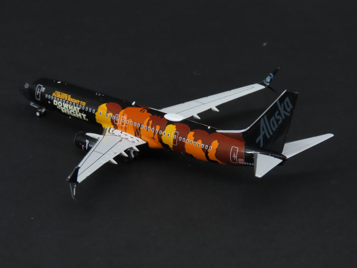 1:400 NG Models 79003 DieCast Alaska Do What is Right MLK Jr. B737-900 Airliner