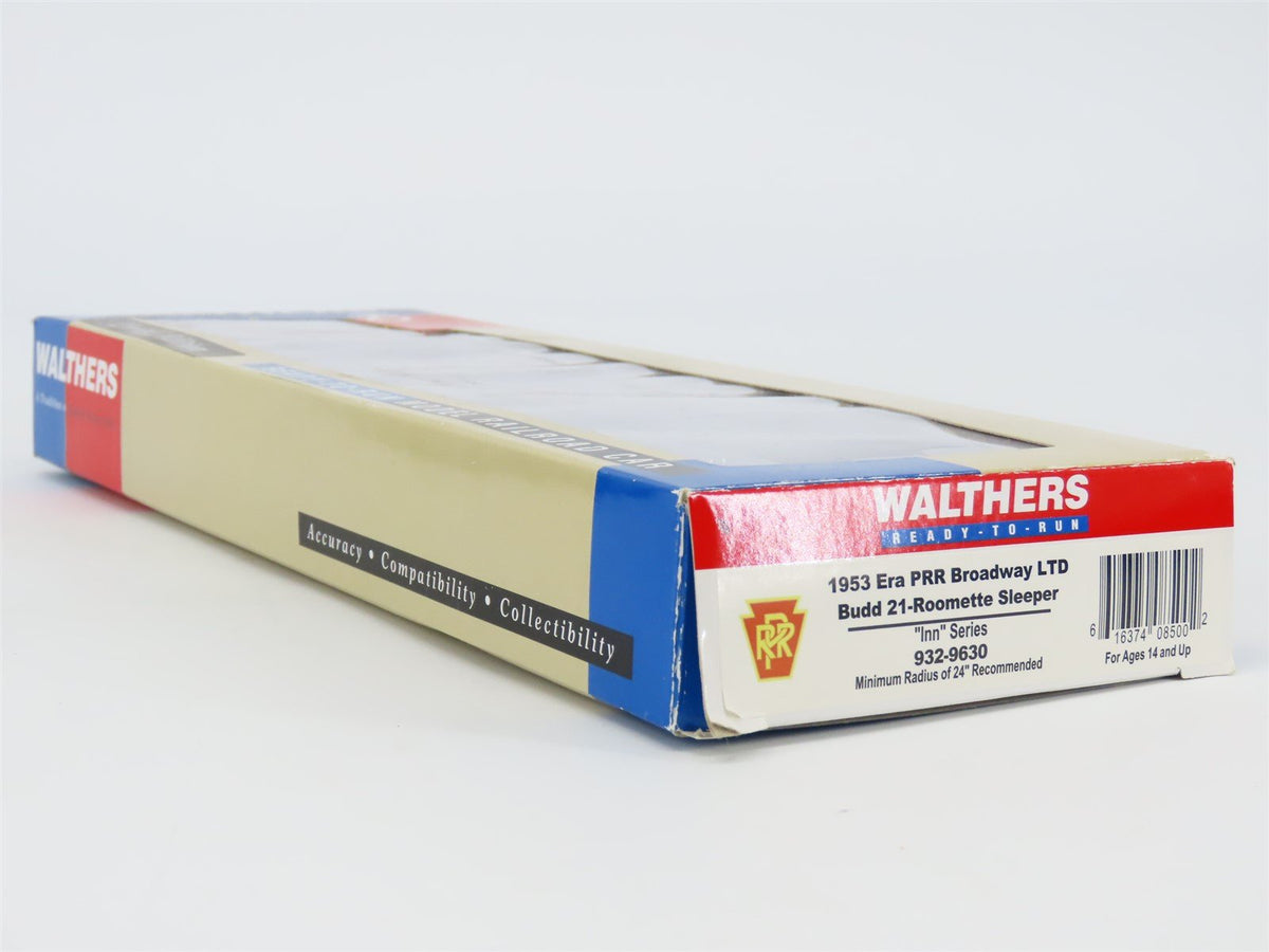 HO Scale Walthers 932-9630 PRR Pennsylvania Broadway Limited Sleeper Passenger