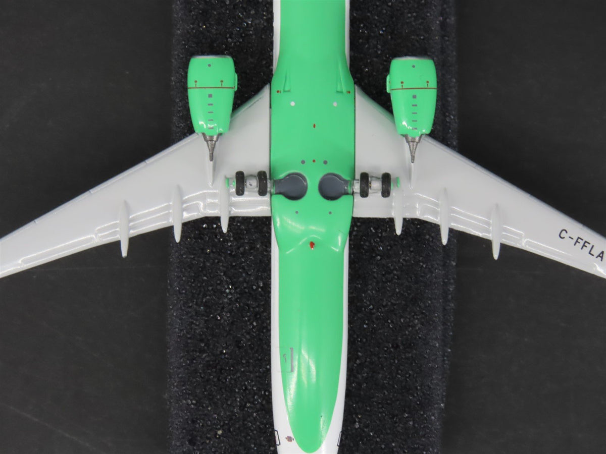 1:400 NG Models 58113 Die-Cast Flair Boeing B737-800 Airliner C-FFLA