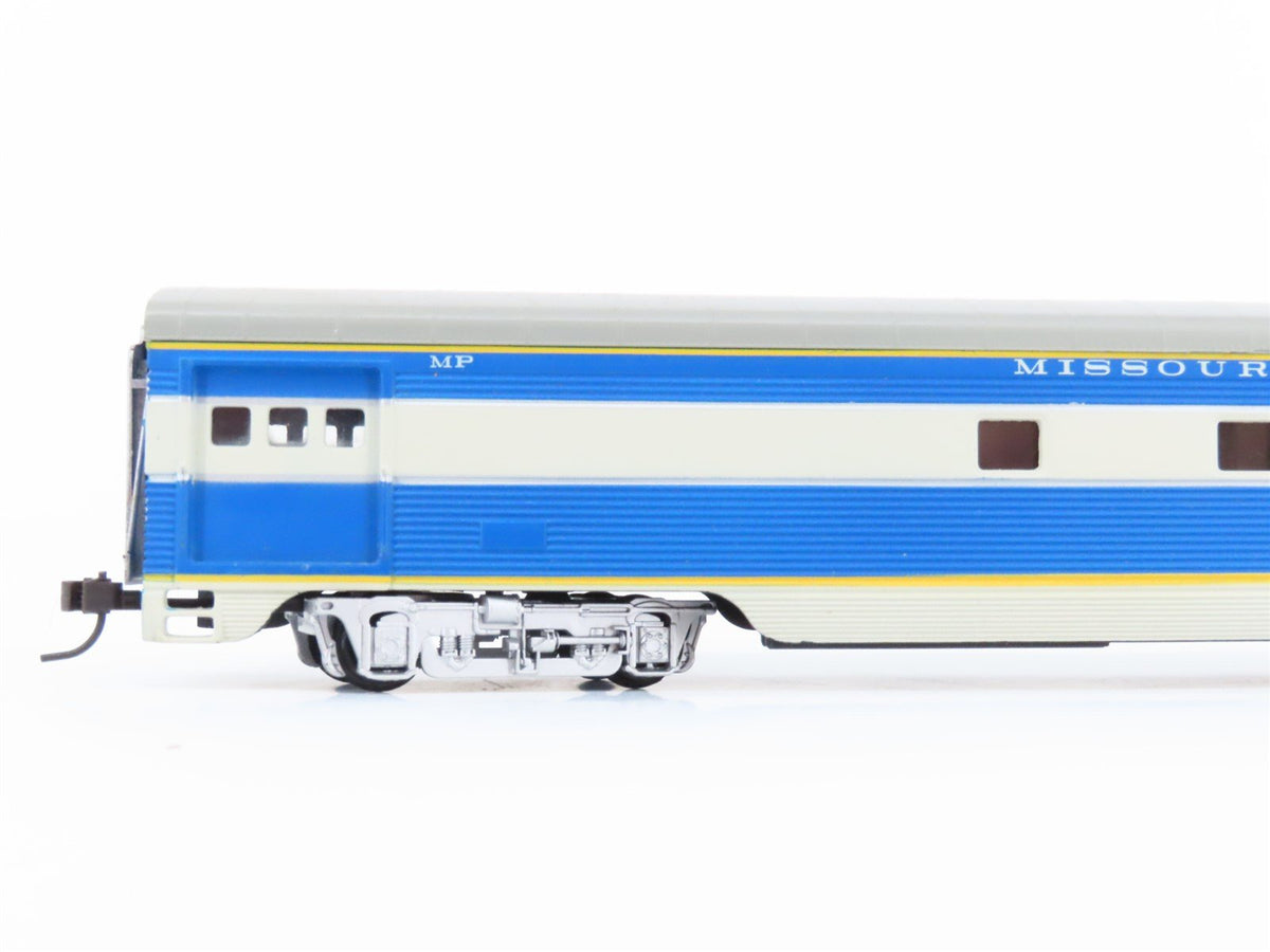 HO Scale IHC Premier Series 47354 MP Missouri Pacific Combine Passenger Car #804