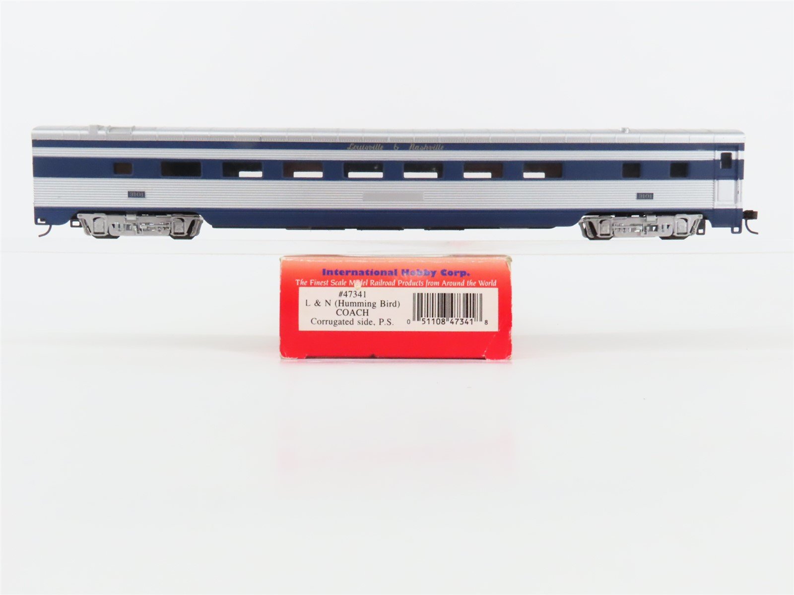 HO Scale IHC Premier Series 47341 L&N "Humming Bird" Coach Passenger Car #3101