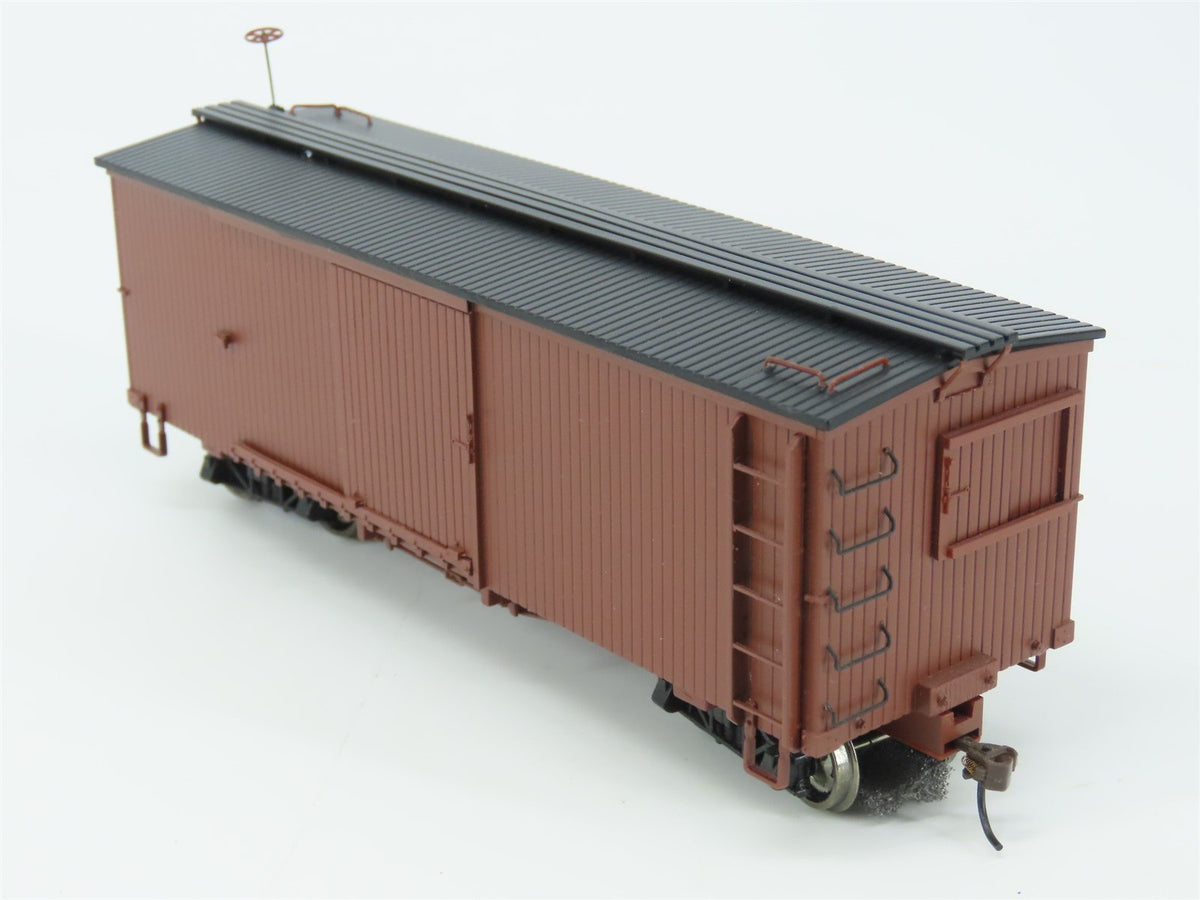 On30 Scale 2-Rail Bachmann Spectrum 27014 Painted, Unlettered PRR Box Car