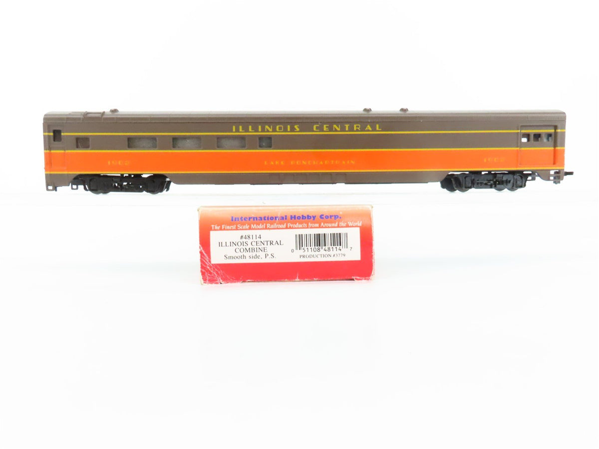 HO Scale IHC Premier Series 48114 IC Illinois Central Combine Passenger #1902