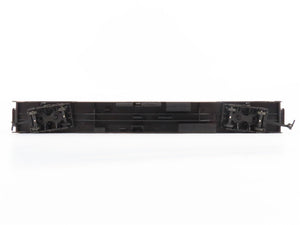HO Scale IHC Premier Series 48114 IC Illinois Central Combine Passenger #1902