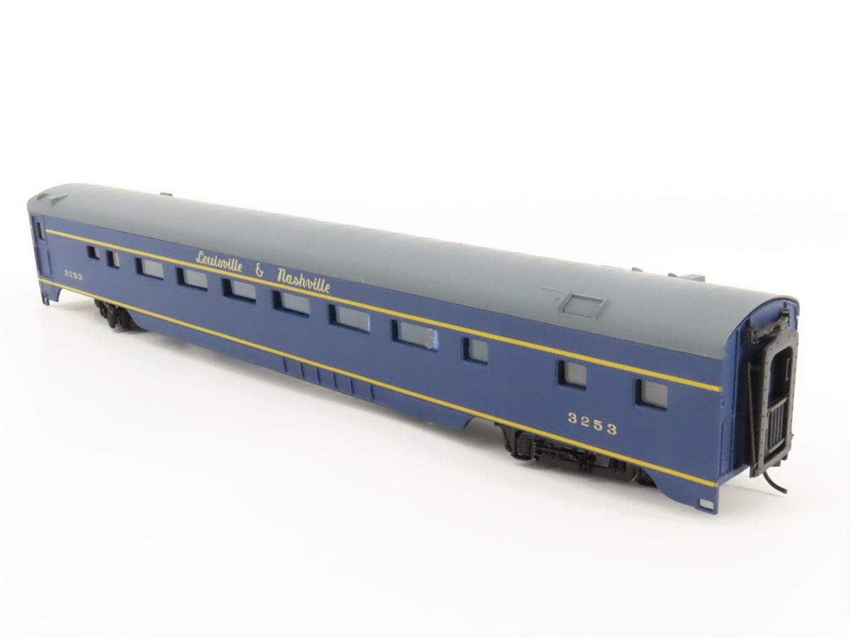 HO IHC Premier Series 48131 L&amp;N Louisville &amp; Nashville Coach Passenger #3253