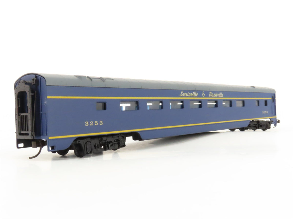 HO IHC Premier Series 48131 L&amp;N Louisville &amp; Nashville Coach Passenger #3253
