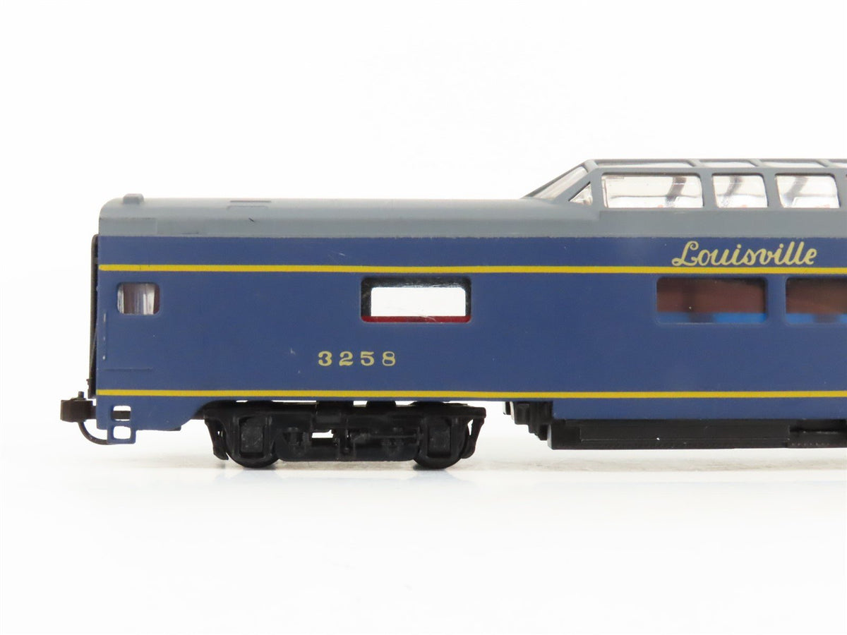 HO IHC Premier Series 48137 L&amp;N Louisville &amp; Nashville Vista Dome Passenger 3258