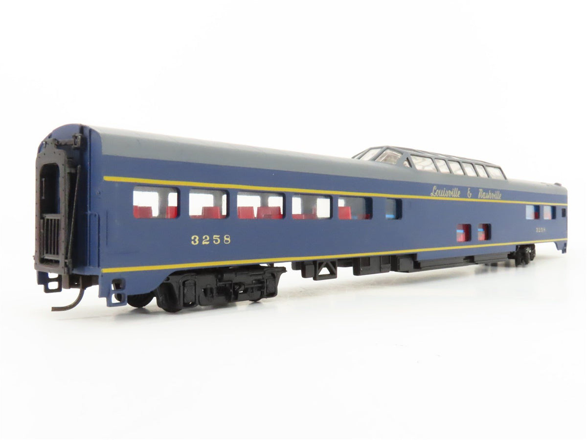 HO IHC Premier Series 48137 L&amp;N Louisville &amp; Nashville Vista Dome Passenger 3258