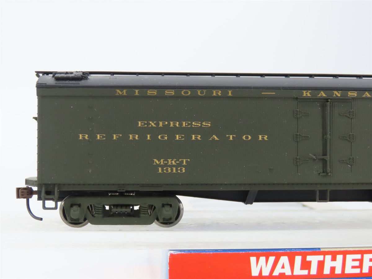 HO Scale Walthers 932-5490 MKT Missouri Kansas Texas GACX Wood Reefer #1313
