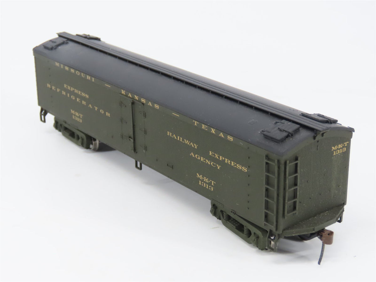 HO Scale Walthers 932-5490 MKT Missouri Kansas Texas GACX Wood Reefer #1313