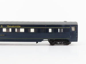 HO Scale IHC Premier Series L&N Louisville & Nashville Coach Passenger Car #3210