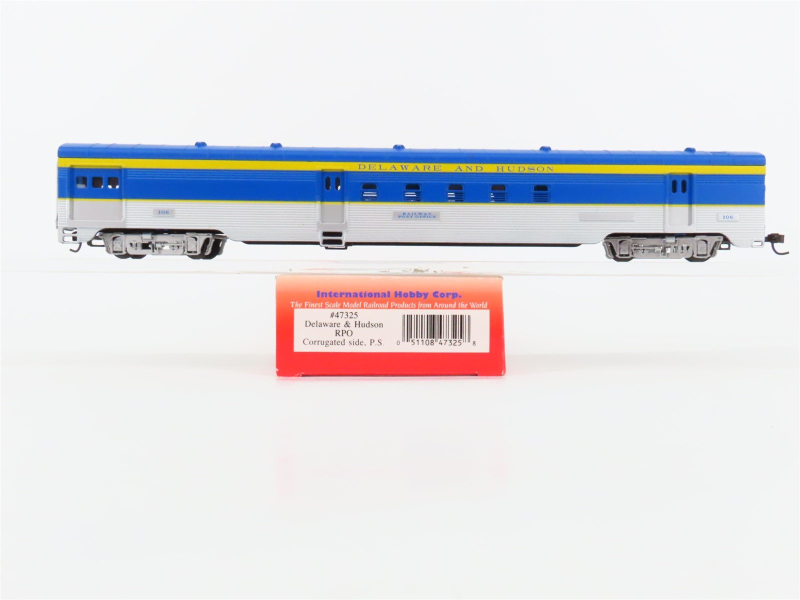 HO Scale IHC Premier Series 47325 D&H Delaware & Hudson RPO Passenger #106