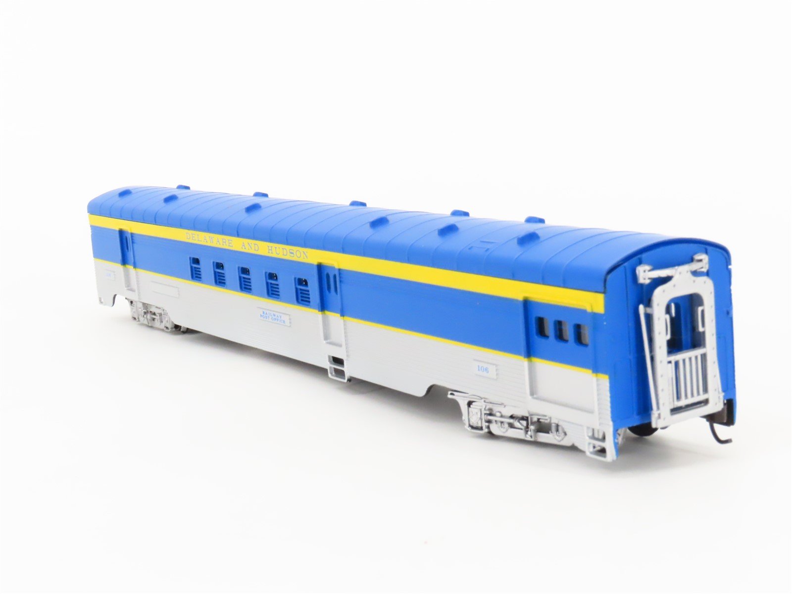 HO Scale IHC Premier Series 47325 D&H Delaware & Hudson RPO Passenger #106