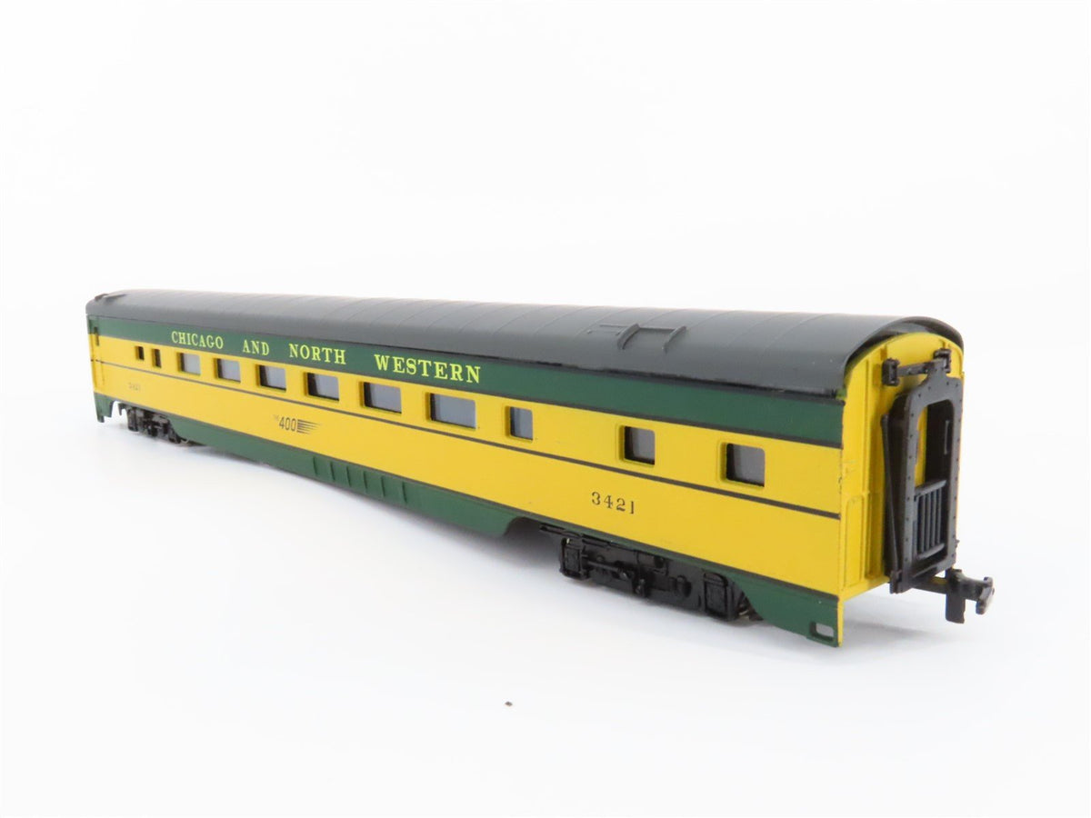 HO IHC Premier 48041 C&amp;NW Chicago &amp; North Western &quot;400&quot; Coach Passenger #3421
