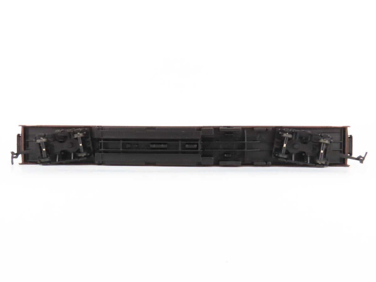 HO IHC Premier Series 47737 PRR Pennsylvania Vista Dome Passenger &quot;Skyline View&quot;