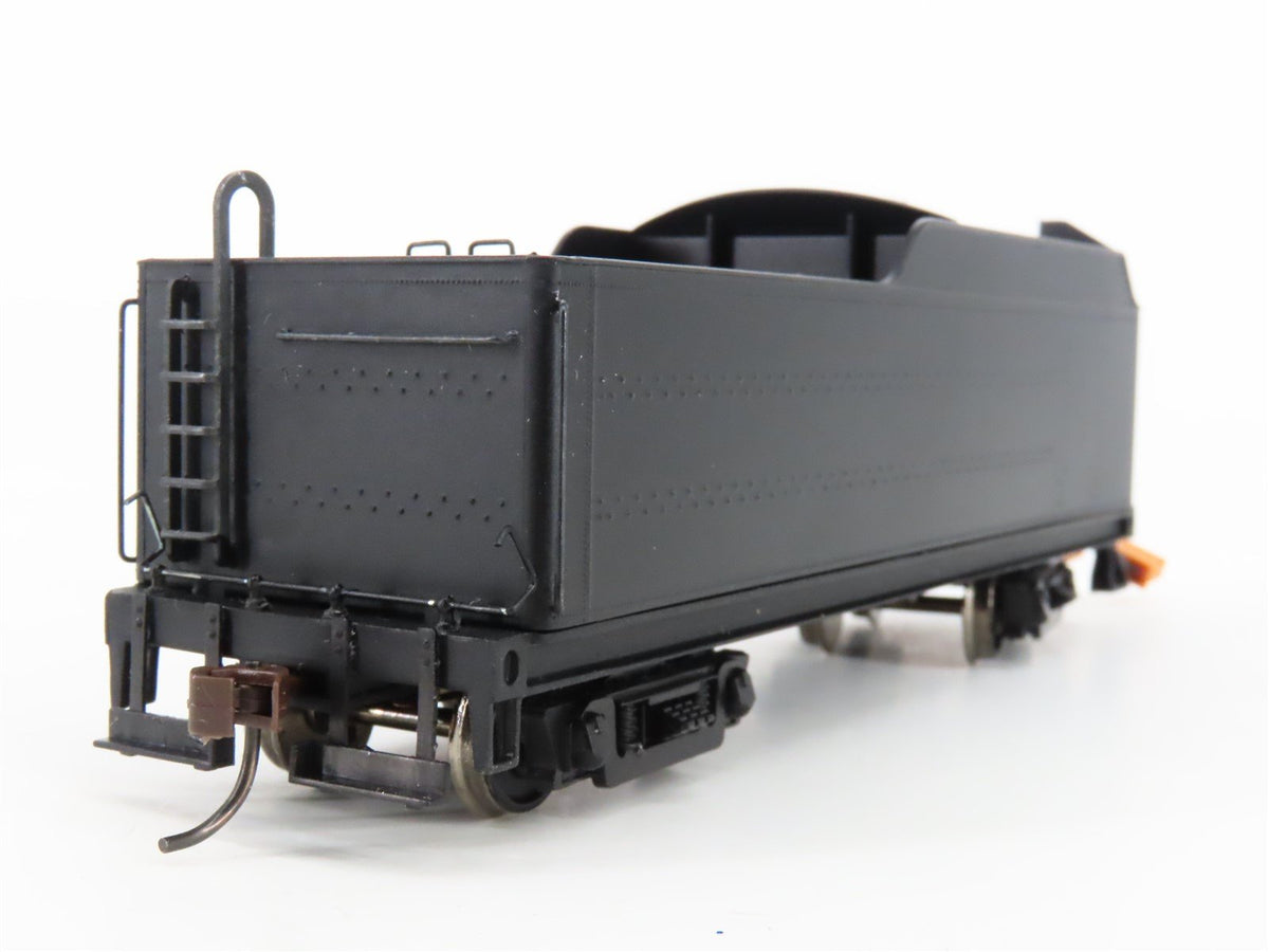 HO Bachmann Spectrum 82501 Unlettered 4-8-2 Heavy Mountain Steam - DCC Ready
