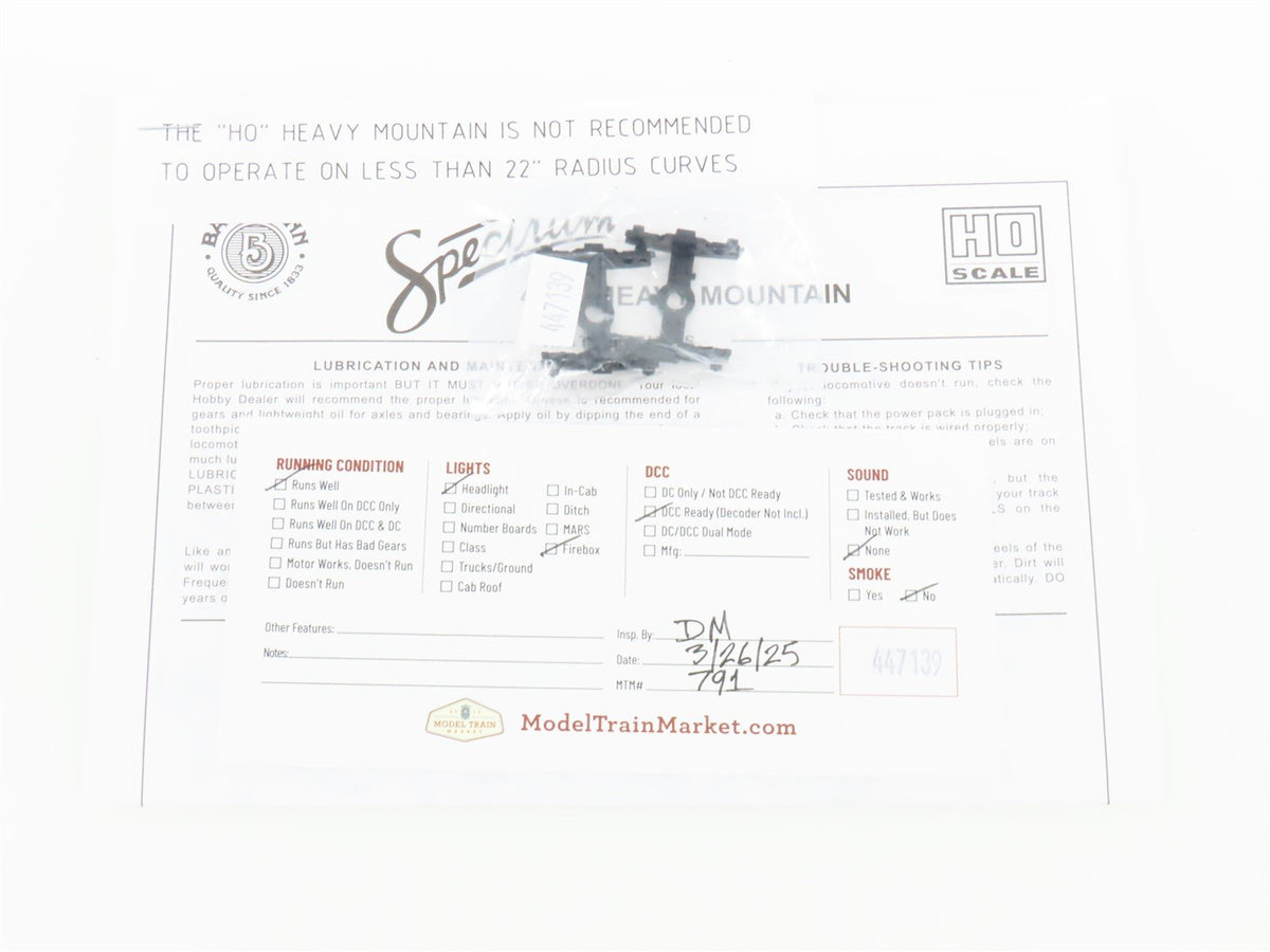 HO Bachmann Spectrum 82501 Unlettered 4-8-2 Heavy Mountain Steam - DCC Ready