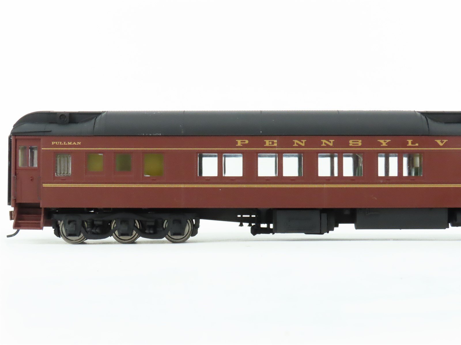 HO Scale Walthers 932-10054 PRR Pennsylvania Pullman HW 8-1-2 Sleeper Passenger