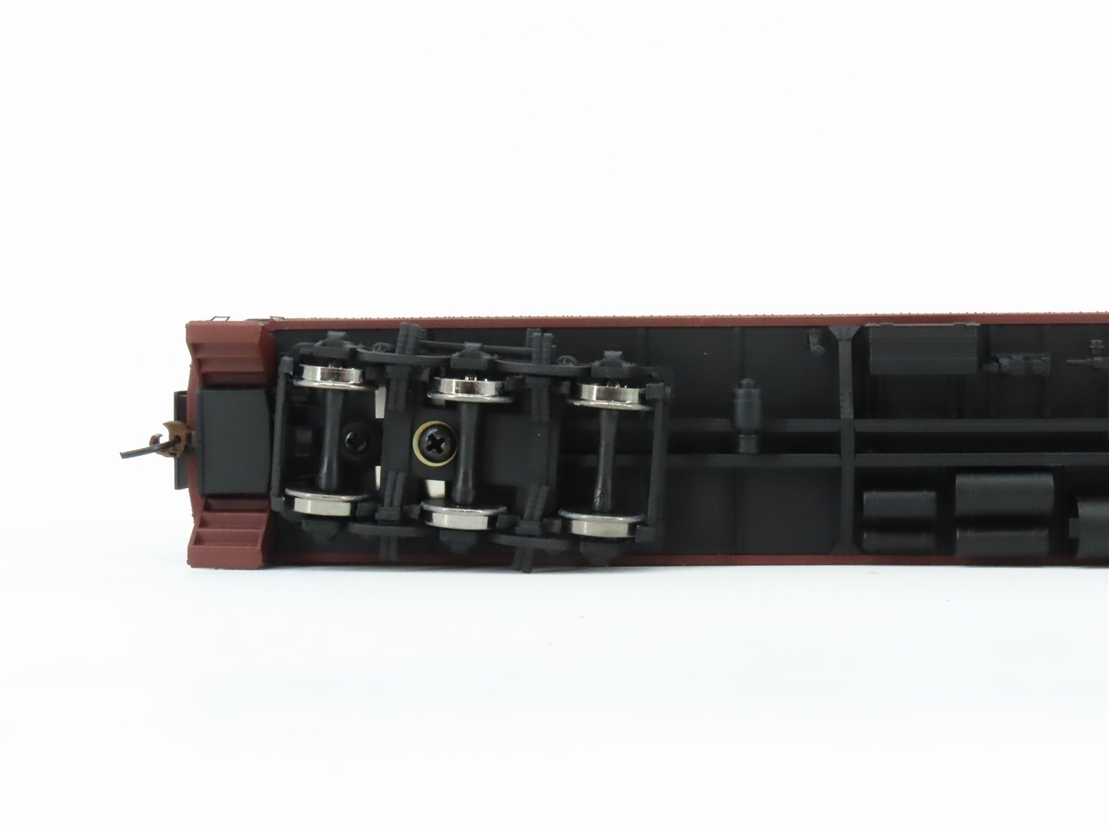 HO Scale Walthers 932-10054 PRR Pennsylvania Pullman HW 8-1-2 Sleeper Passenger