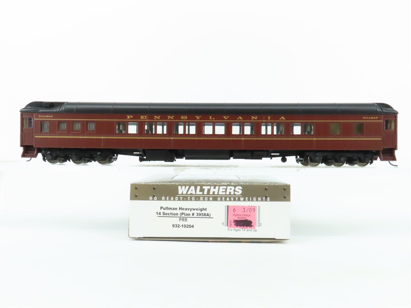 HO Scale Walthers 932-10204 PRR Pennsylvania HW 14 Section Sleeper Passenger