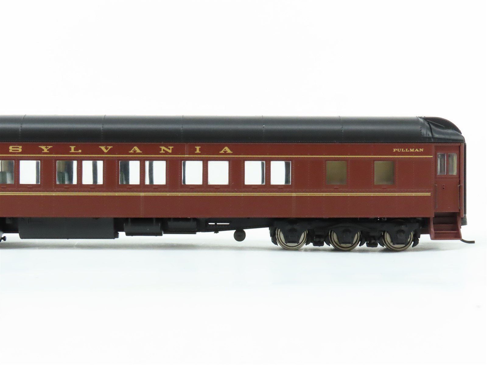 HO Scale Walthers 932-10204 PRR Pennsylvania HW 14 Section Sleeper Passenger
