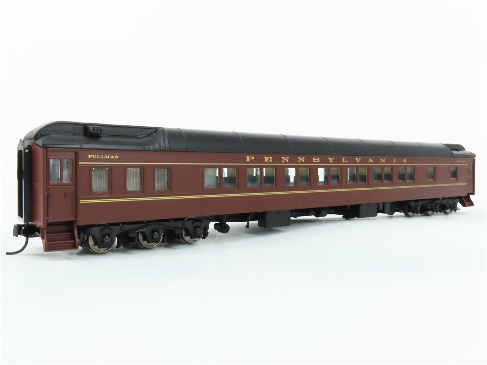 HO Scale Walthers 932-10204 PRR Pennsylvania HW 14 Section Sleeper Passenger