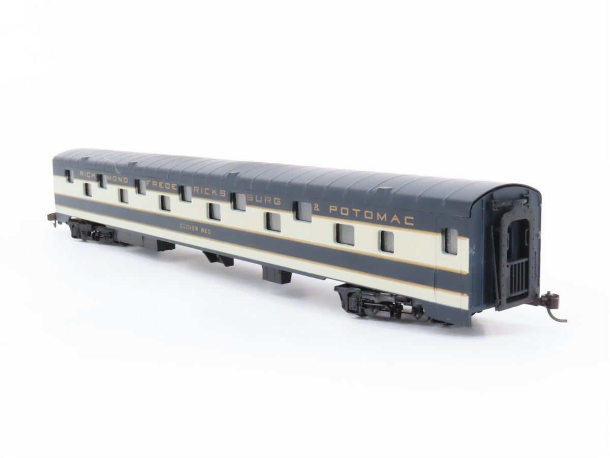 HO Scale IHC Premier Series 48236 RF&amp;P Sleeper Passenger &quot;Clover Bed&quot;