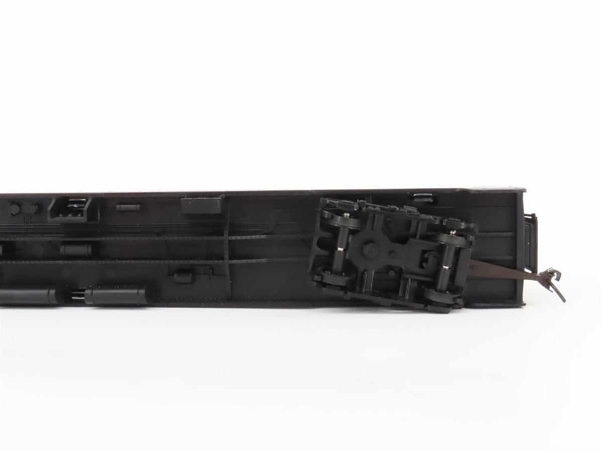 HO Scale IHC Premier Series 48236 RF&amp;P Sleeper Passenger &quot;Clover Bed&quot;