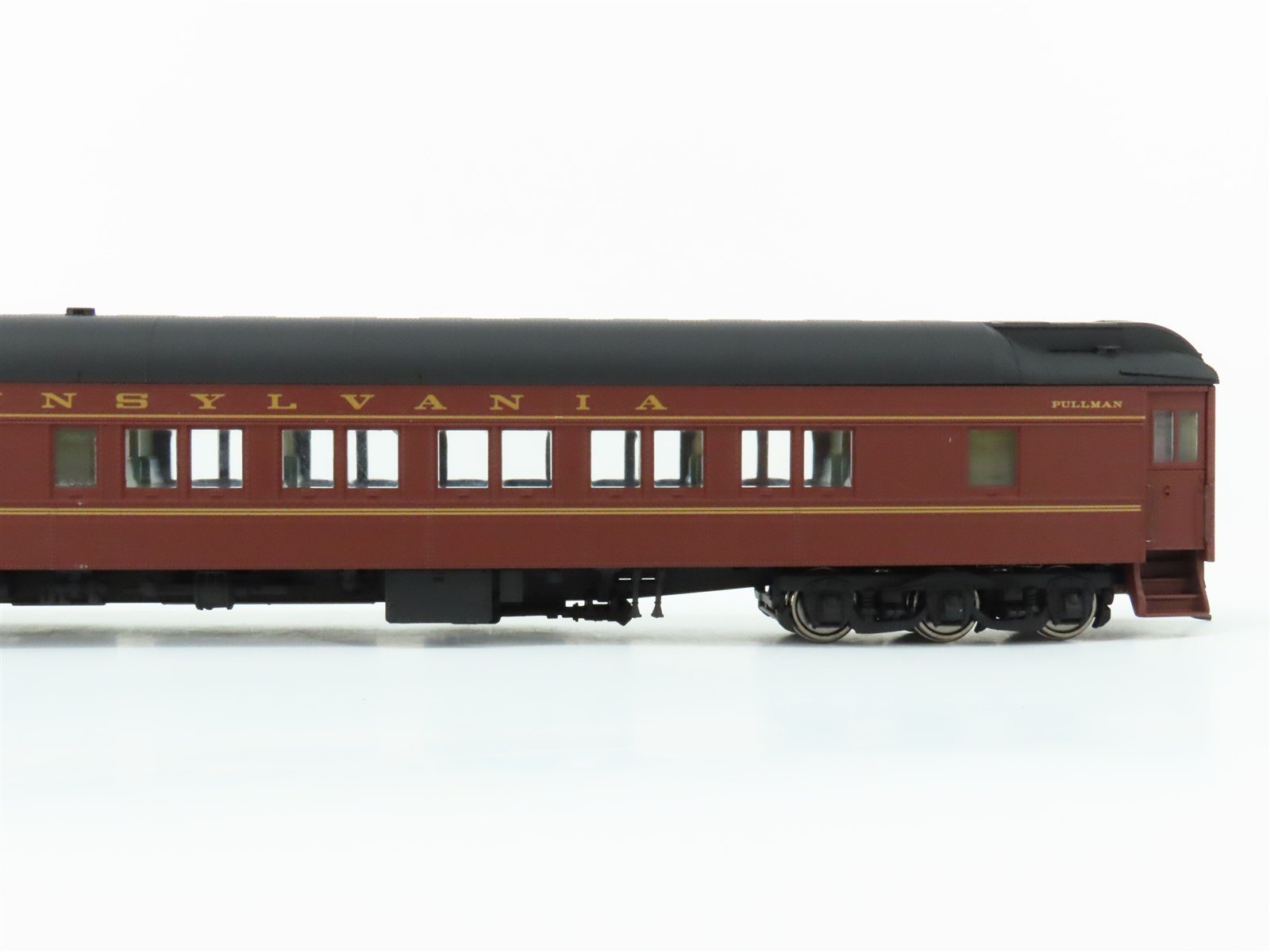 HO Scale Walthers 932-10554 PRR Pennsylvania HW 10-1-2 Sleeper Passenger