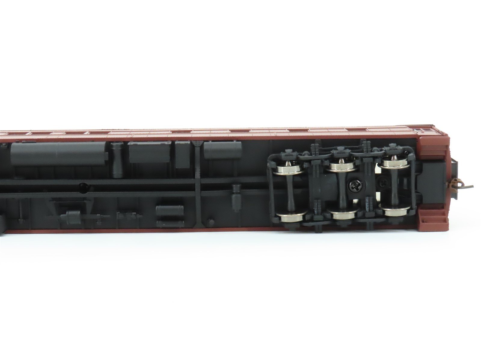 HO Scale Walthers 932-10554 PRR Pennsylvania HW 10-1-2 Sleeper Passenger