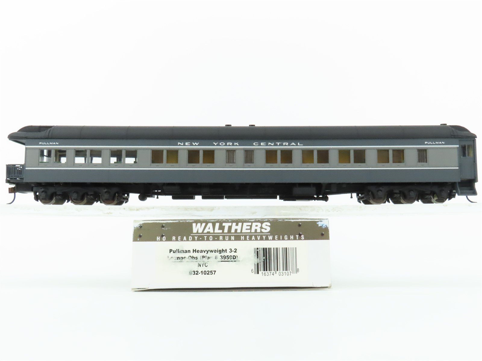 HO Scale Walthers 932-10257 NYC New York Central HW 3-2 Lounge-Obs Passenger