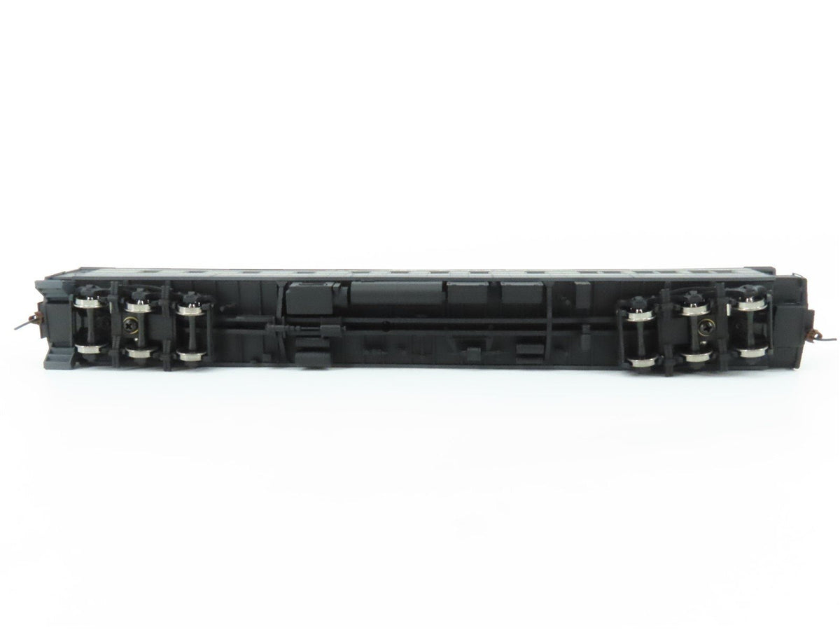 HO Scale Walthers 932-10257 NYC New York Central HW 3-2 Lounge-Obs Passenger