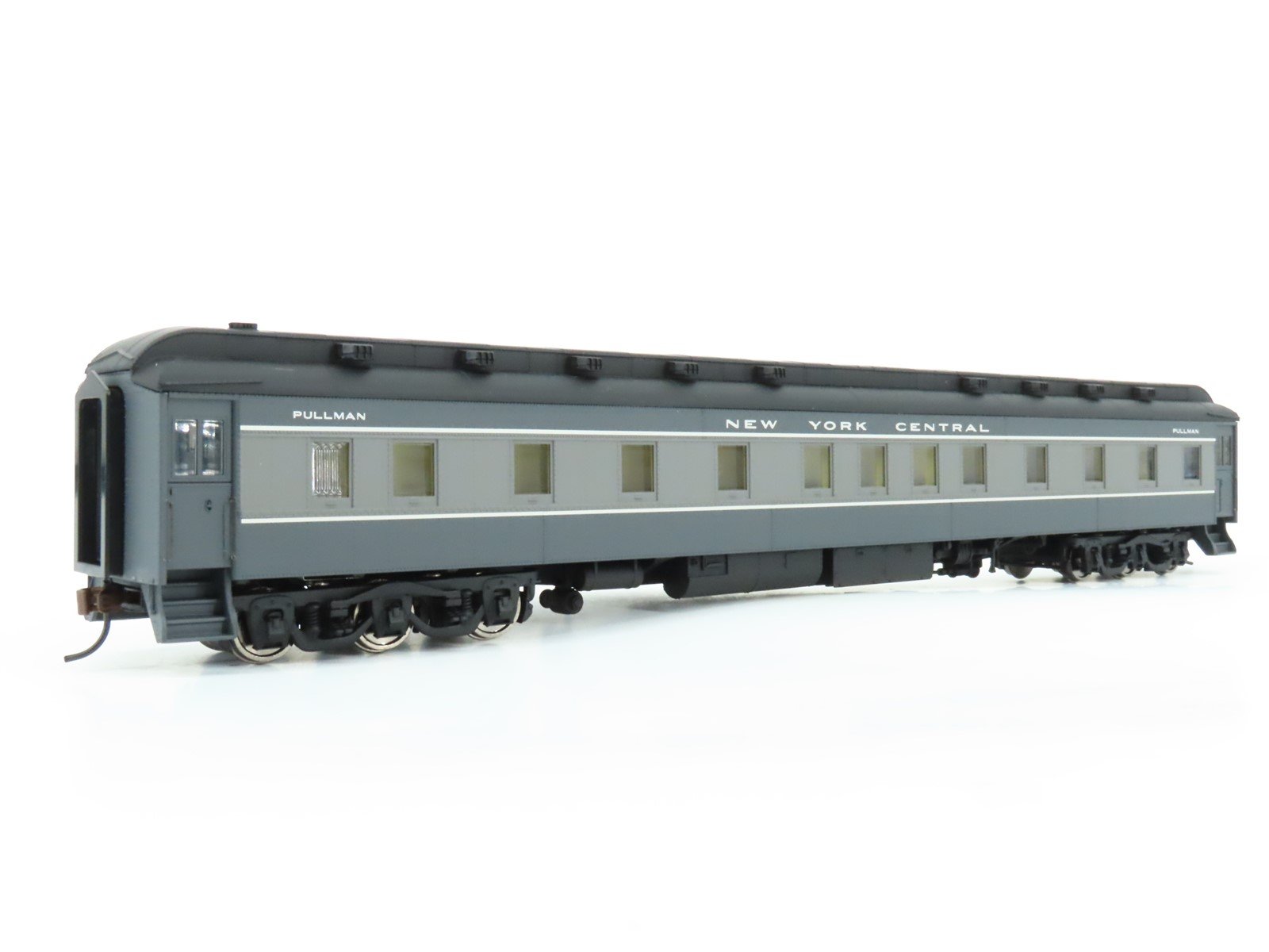HO Scale Walthers 932-10407 NYC New York Central HW 6-3 Sleeper Passenger