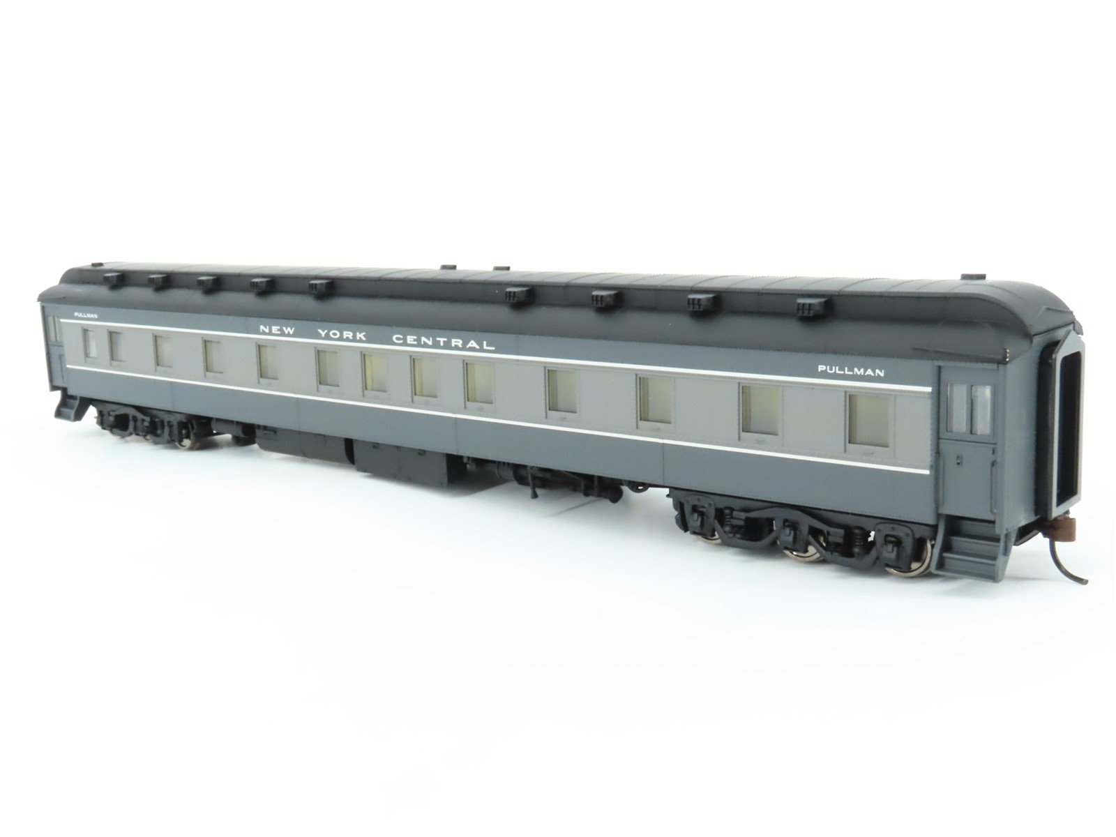 HO Scale Walthers 932-10407 NYC New York Central HW 6-3 Sleeper Passenger