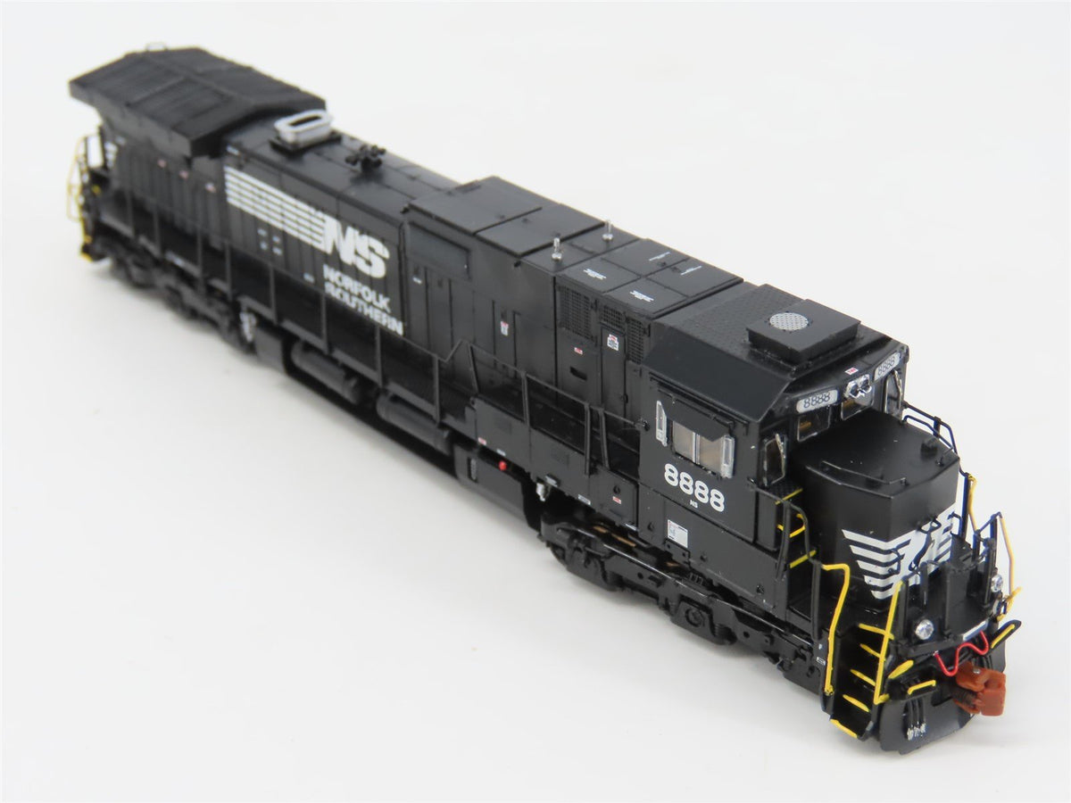 N Scaletrains SXT32572 NS Norfolk Southern GE C40-9 Diesel #8888 w/ DCC &amp; Sound