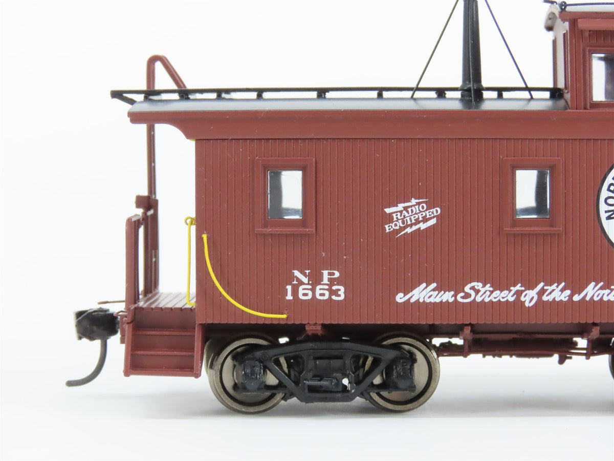 HO Walthers Proto 920-103467 NP Northern Pacific DM&amp;IR Class G2 Wood Caboose